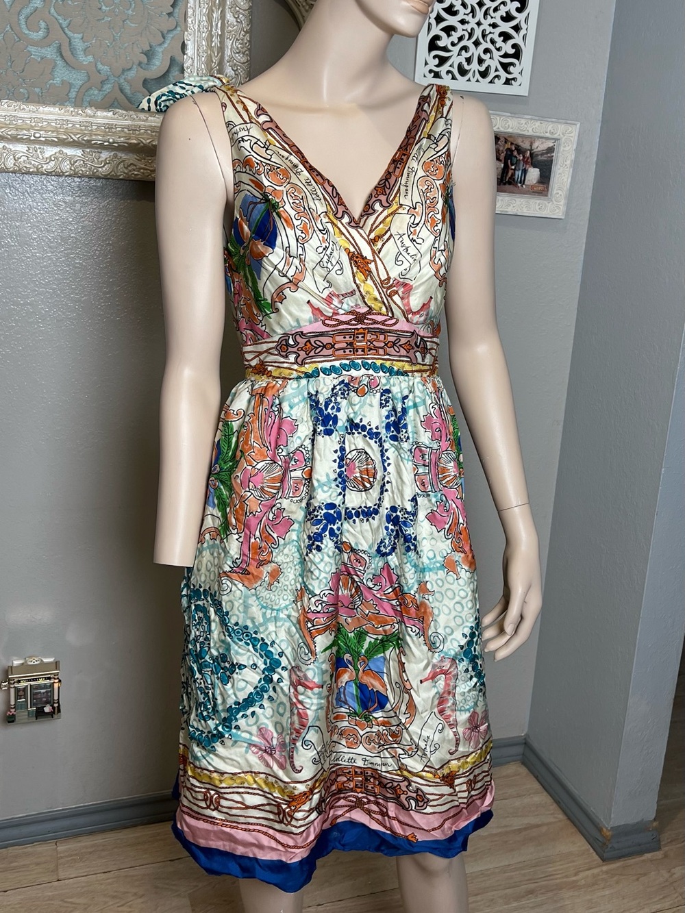 Anthropologie Collette Dinnigan V-Neck Multicolor Printed Midi Dress